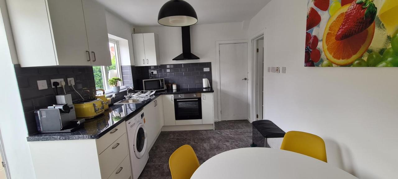 Cosy 3-Bedroom House In Aspley Nottingham Luaran gambar